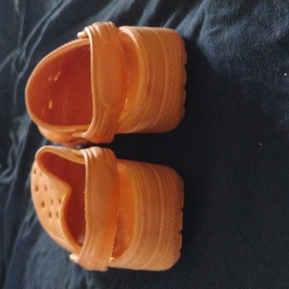 Crocs - Picture 8 of 9